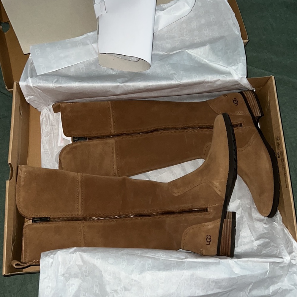UGG Sorensen chestnut and suede knee boot- size 9.5